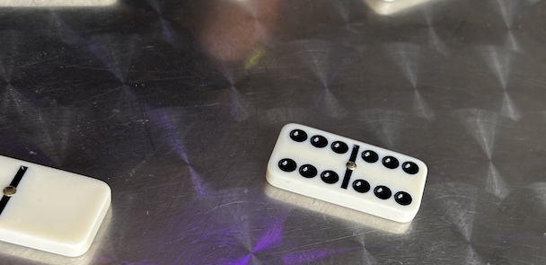Domino Club
